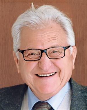 Profilbild Adolf Stoll